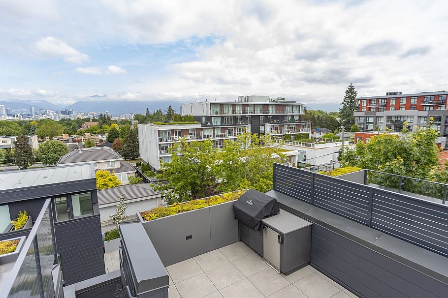555 W 26th Avenue Vancouver, BC - 37