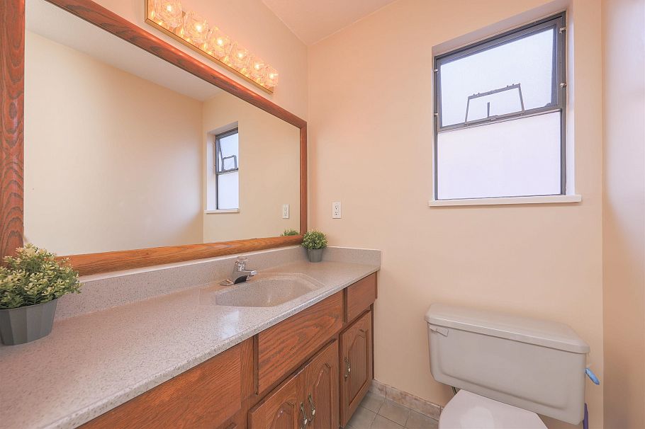 879 W 62nd Avenue Vancouver, BC - 19