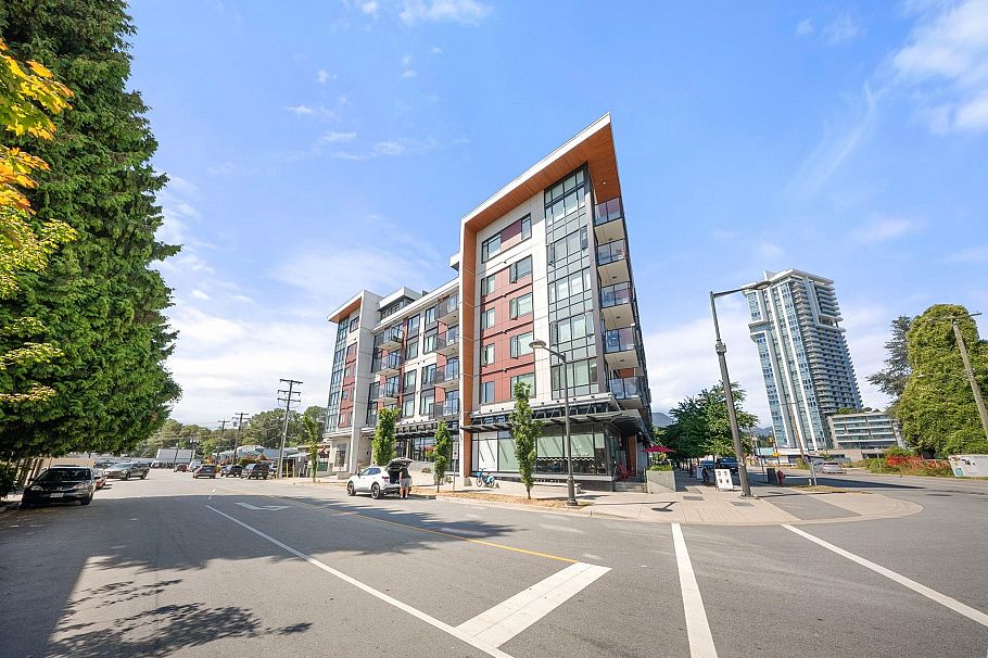 302 1496 Charlotte Road North Vancouver, BC - 35