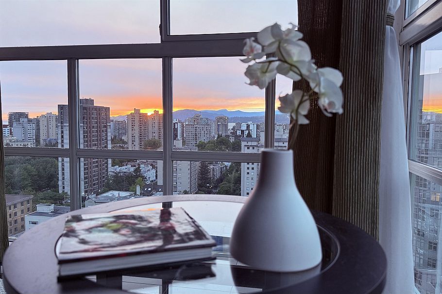 2201 909 Burrard Street Vancouver, BC - 12