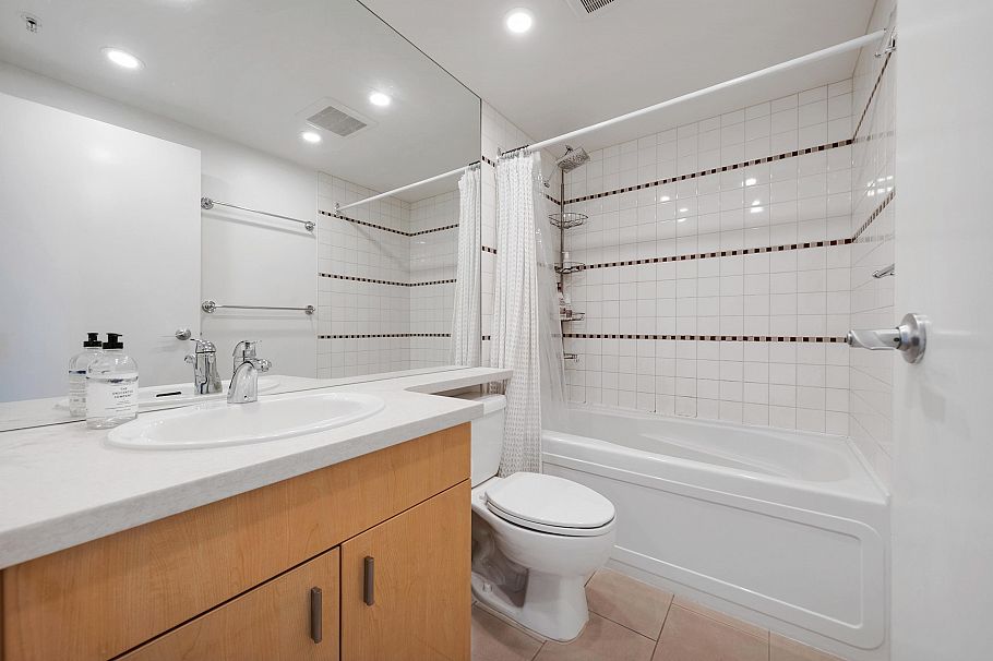 1101 1033 Marinaside Crescent Vancouver, BC - 29