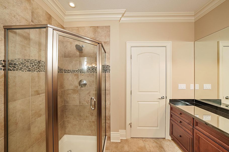 607 W 53 Avenue Vancouver, BC - 22