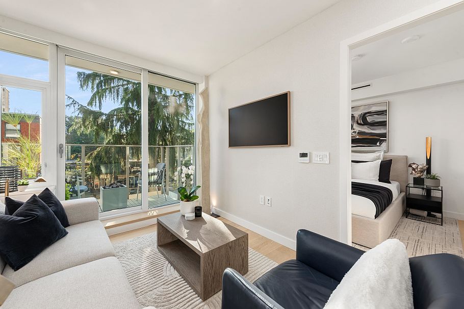 403 1365 Davie Street Vancouver, BC - 3