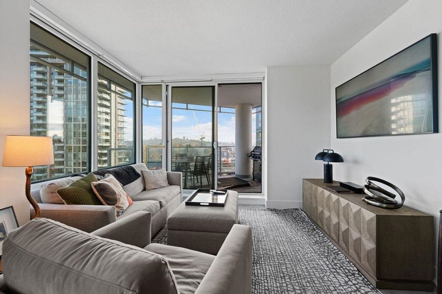 1003 680 Seylynn Crescent North Vancouver, BC - 7