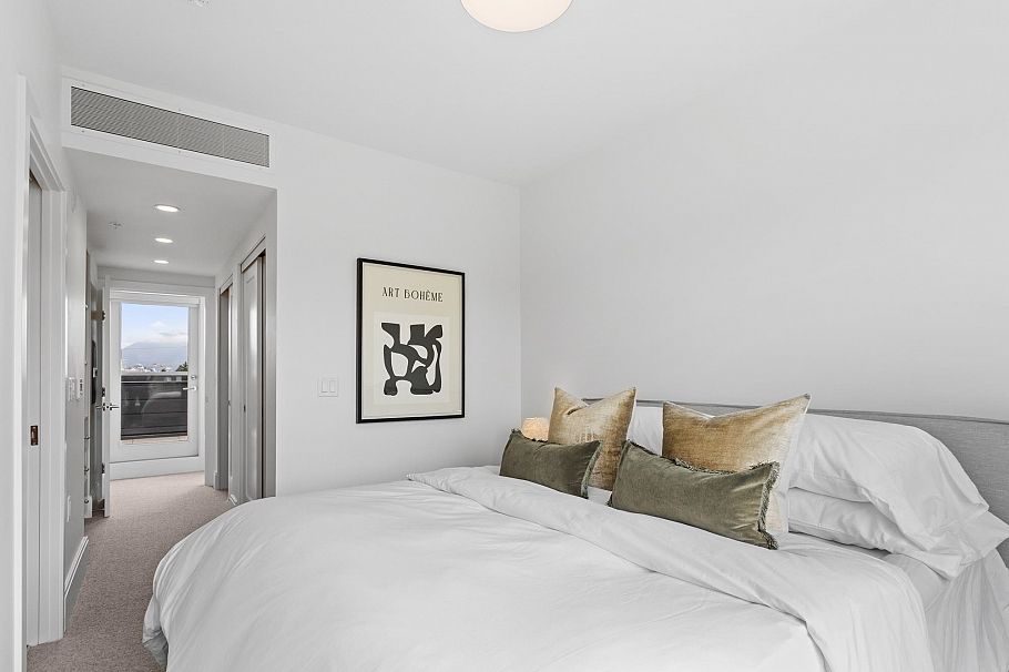 555 W 26th Avenue Vancouver, BC - 30