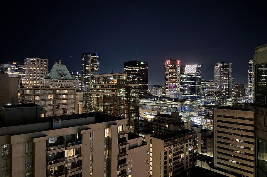 2201 909 Burrard Street Vancouver, BC - 37