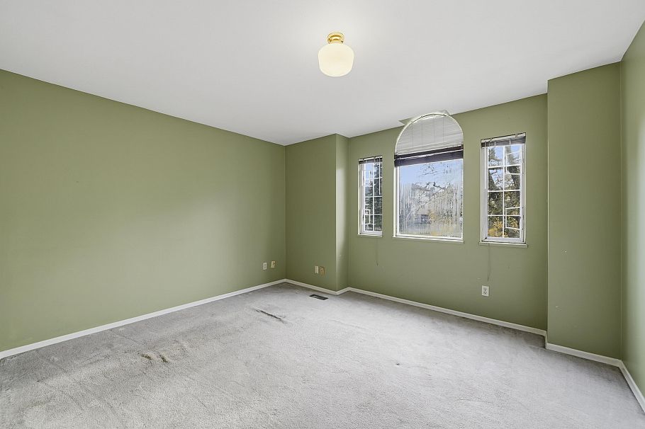 2915 Charles Street Vancouver, BC - 24