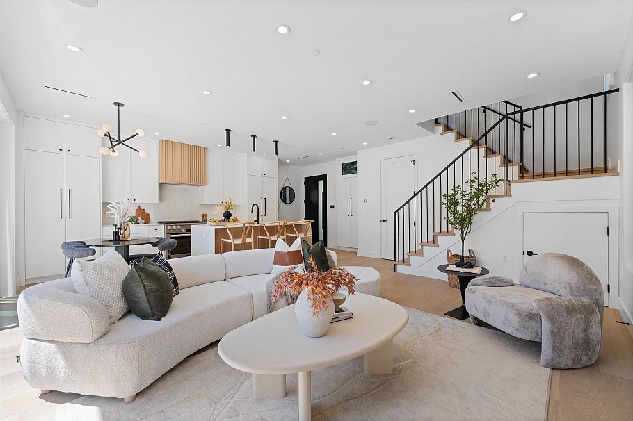 2 2846 W 12th Avenue Vancouver, BC - 8