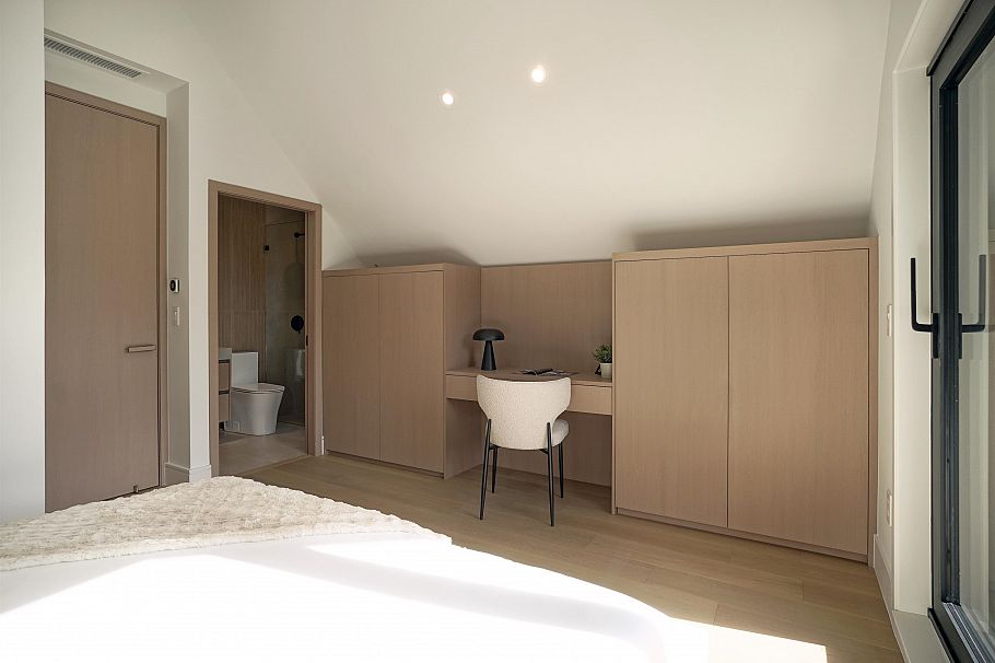 2 3460 W 14th Avenue Vancouver, BC - 27