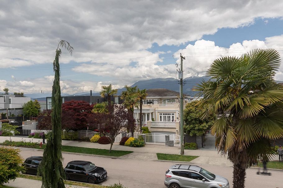 2988 Point Grey Road Vancouver, BC - 8