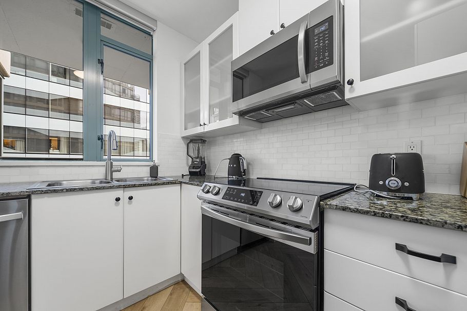 603 1238 Burrard Street Vancouver, BC - 11