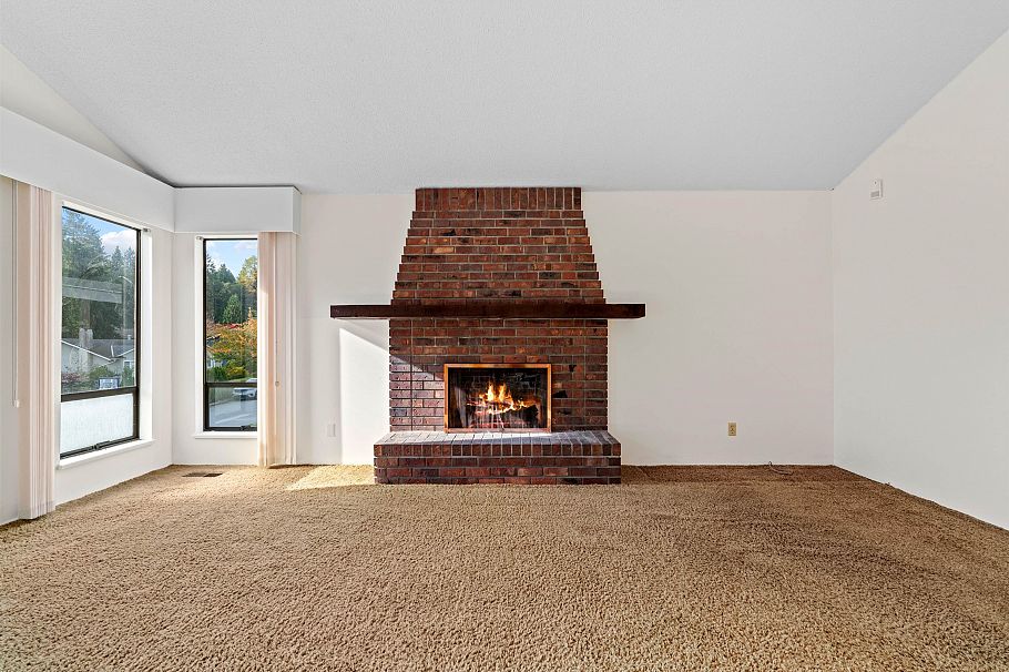 1006 Hendecourt Road North Vancouver, BC - 7