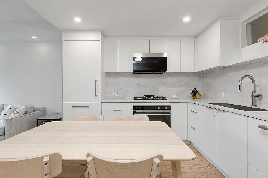 112 650 E 2nd Street North Vancouver, BC - 3