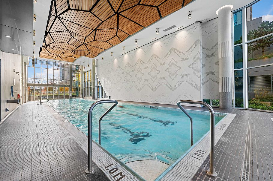 1003 680 Seylynn Crescent North Vancouver, BC - 32