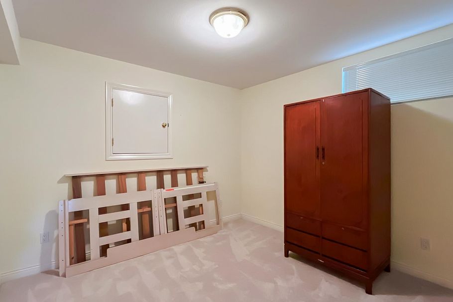 2802 E 45th Avenue Vancouver, BC - 25