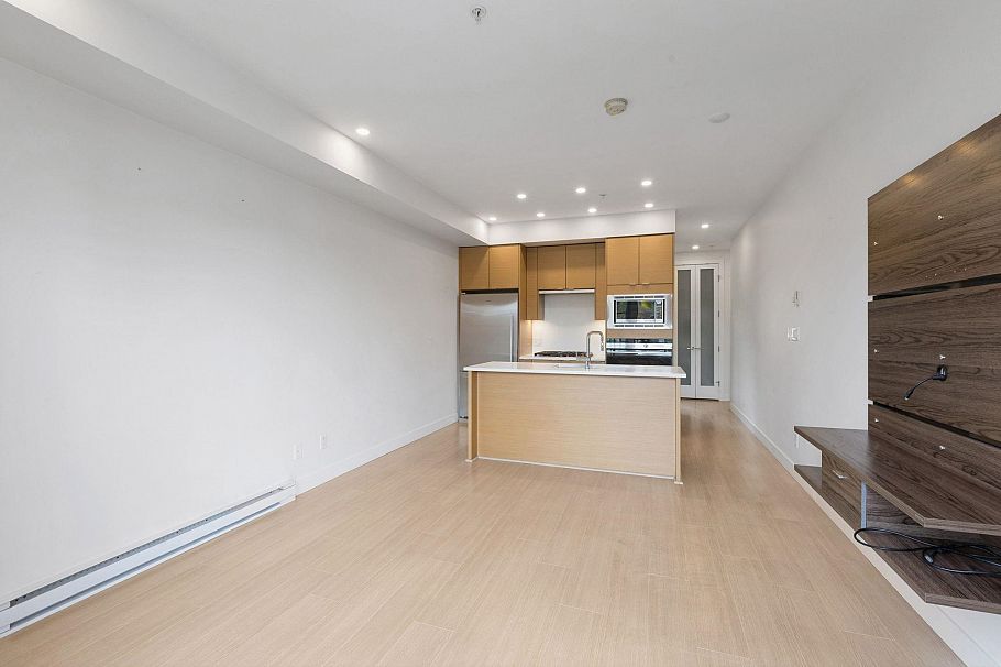 309 2528 Collingwood Street Vancouver, BC - 12