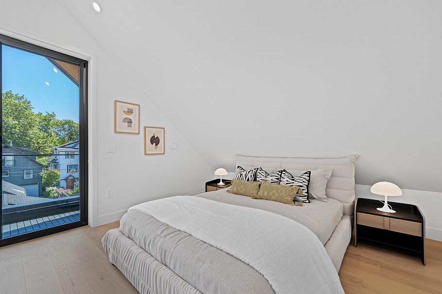 2 2846 W 12th Avenue Vancouver, BC - 29