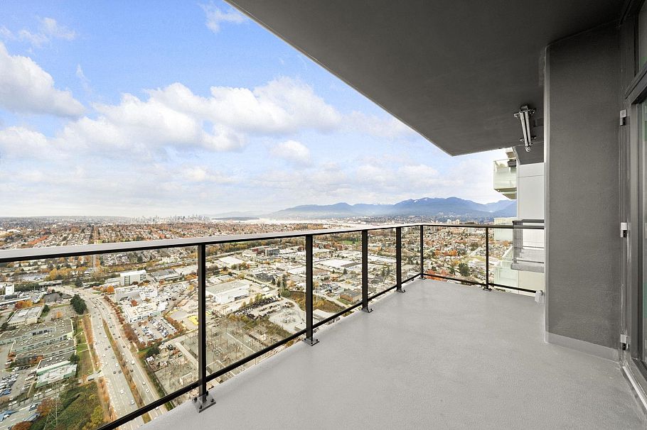 5907 2108 Gilmore Avenue Burnaby, BC - 29