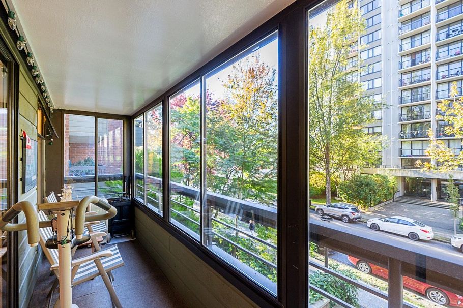 208 1355 Harwood Street Vancouver, BC - 17