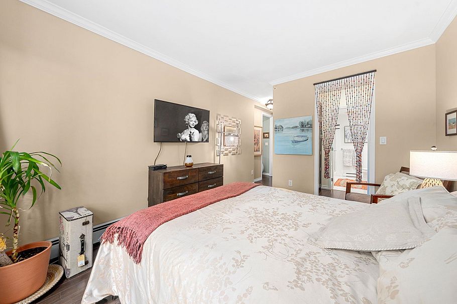 314 170 W 1st Street North Vancouver, BC - 16