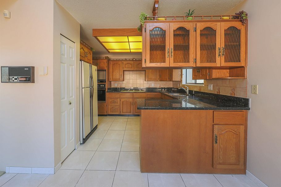 879 W 62nd Avenue Vancouver, BC - 17