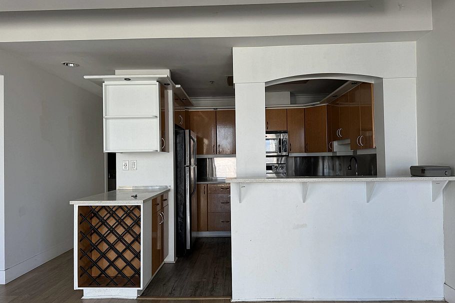 1177 PACIFIC BLVD, Vancouver BC V6Z 2R8 Vancouver, BC - 6