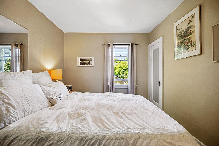 4533 W 8th Avenue Vancouver, BC - 15