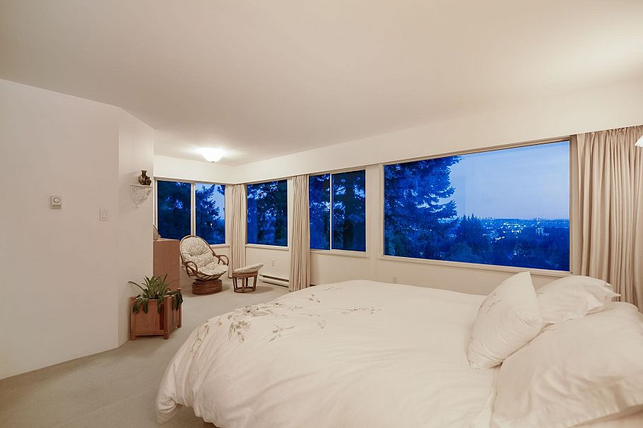 1089 Kilmer Road North Vancouver, BC - 36