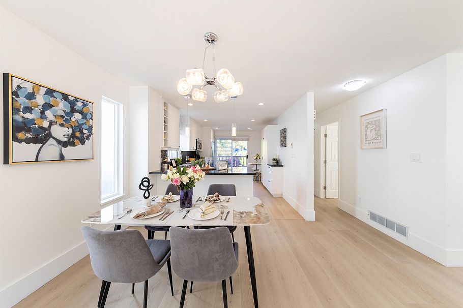 3638 Maginnis Avenue North Vancouver, BC - 17