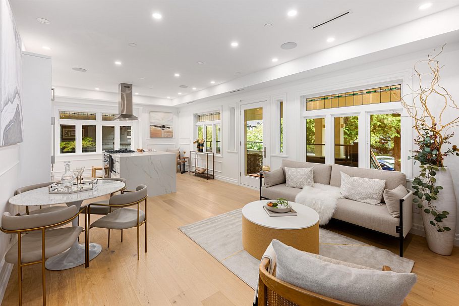 2014 W 15th Avenue Vancouver, BC - 1