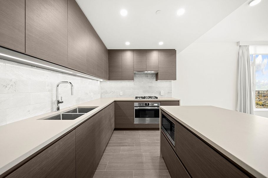 5907 2108 Gilmore Avenue Burnaby, BC - 8