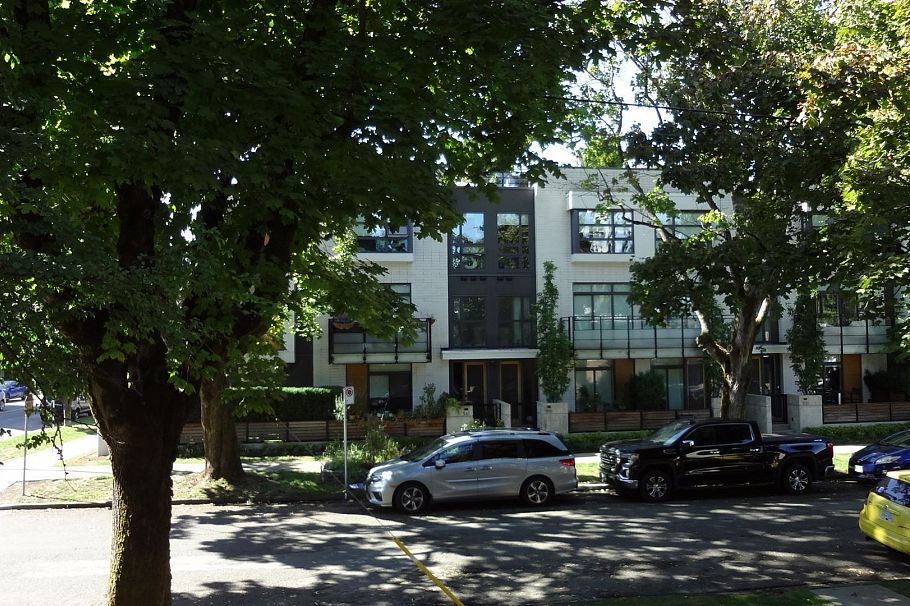 200 3170 E QUEBEC STREET, Vancouver BC V5T 3B4 Vancouver, BC - 16