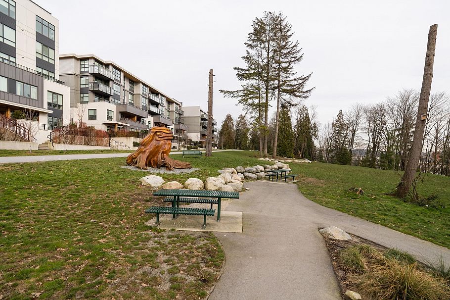 112 650 E 2nd Street North Vancouver, BC - 38