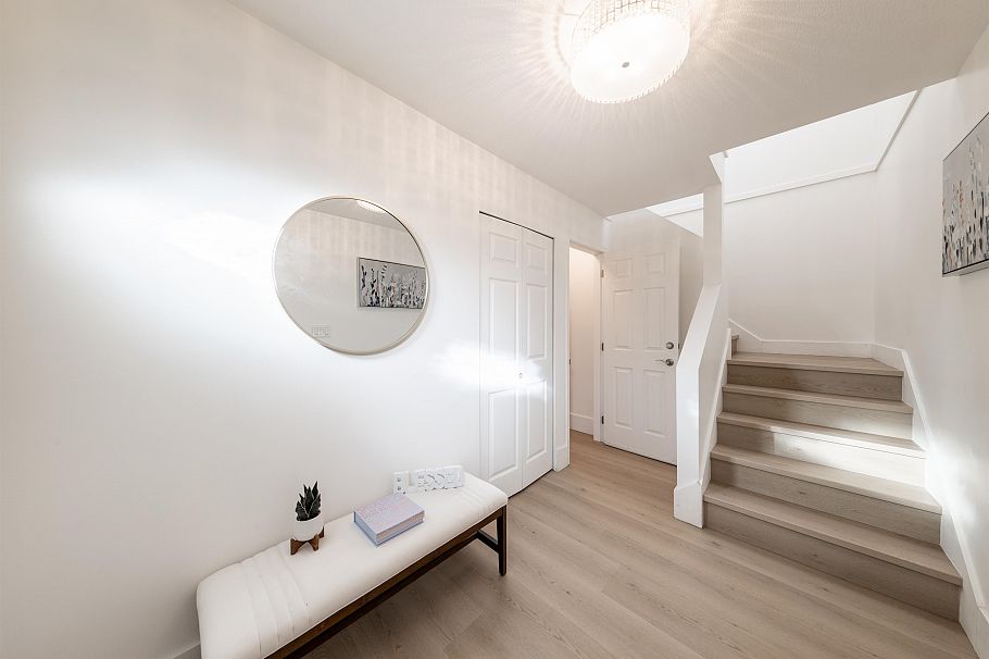 3638 Maginnis Avenue North Vancouver, BC - 30