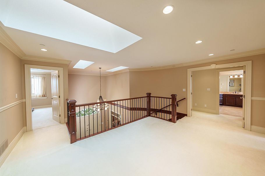 607 W 53 Avenue Vancouver, BC - 34