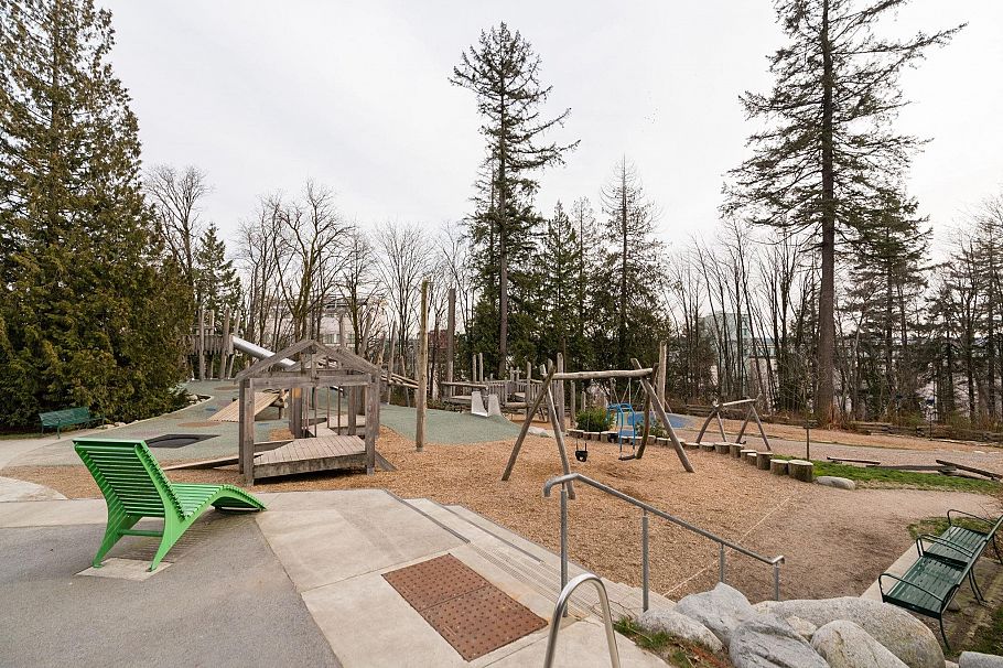 112 650 E 2nd Street North Vancouver, BC - 37