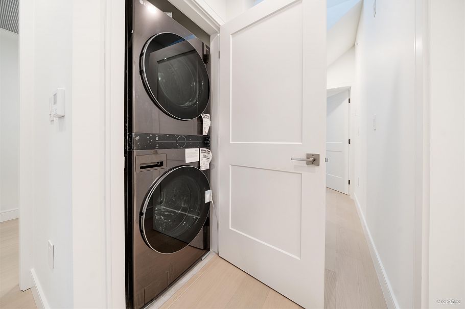 110 918 W 32nd Avenue Vancouver, BC - 14