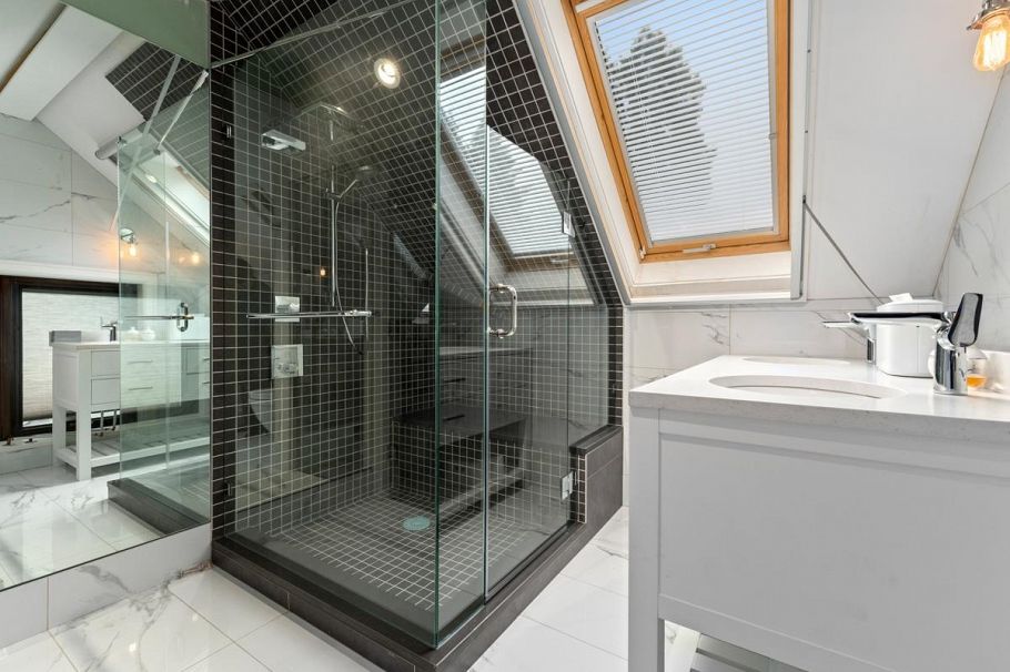 3138 W 42nd Avenue Vancouver, BC - 20