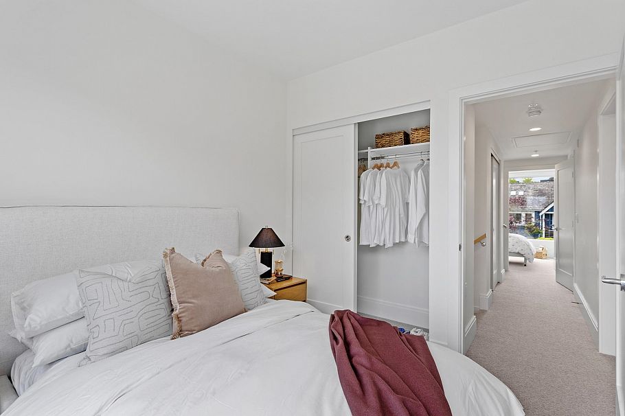 555 W 26th Avenue Vancouver, BC - 23