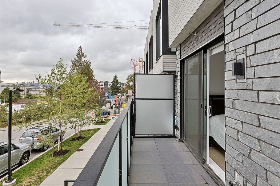 112 650 E 2nd Street North Vancouver, BC - 21