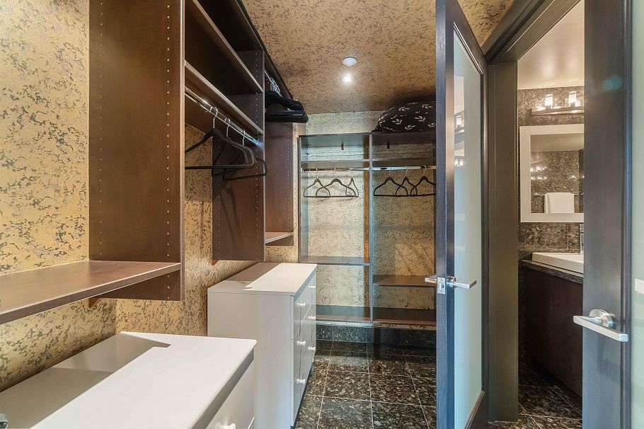 2201 909 Burrard Street Vancouver, BC - 20