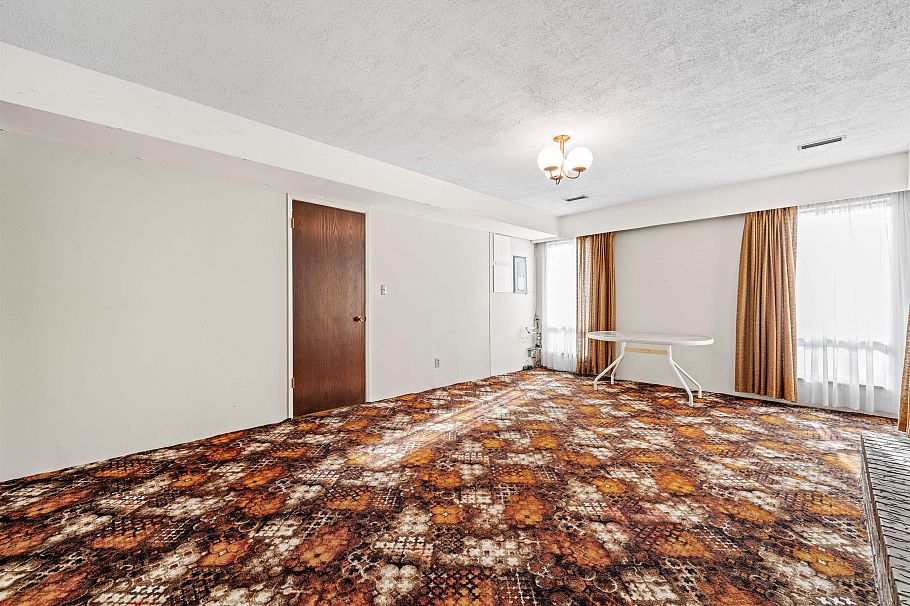 1006 Hendecourt Road North Vancouver, BC - 26