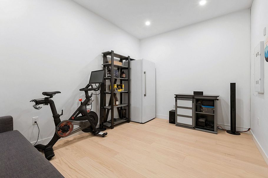 112 650 E 2nd Street North Vancouver, BC - 29