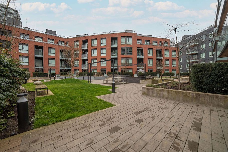 201 3581 NE Kent Avenue Vancouver, BC - 16