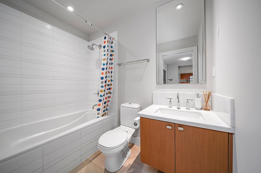 404 6080 Iona Drive Vancouver, BC - 13