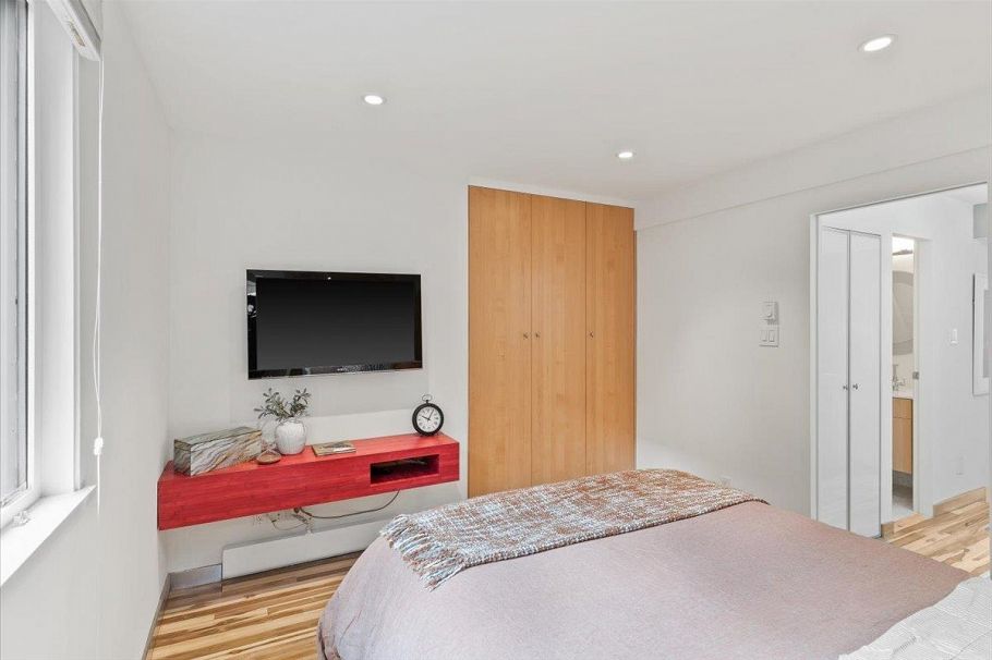 834 W 7th Avenue Vancouver, BC - 25