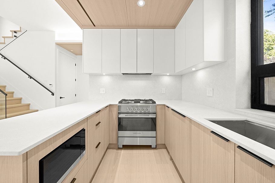 3925 Wallace Street Vancouver, BC - 7