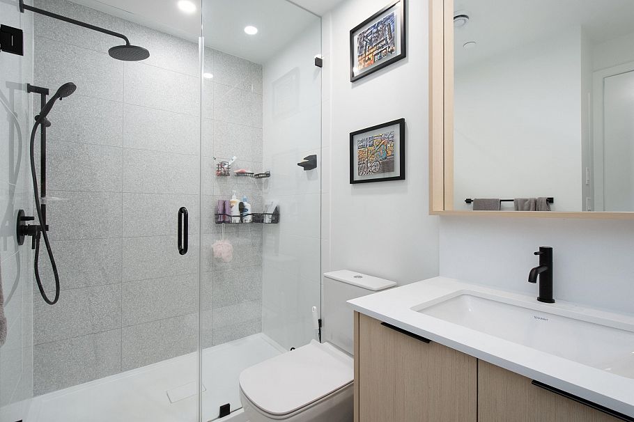 118 2045 Heritage Park Lane North Vancouver, BC - 22