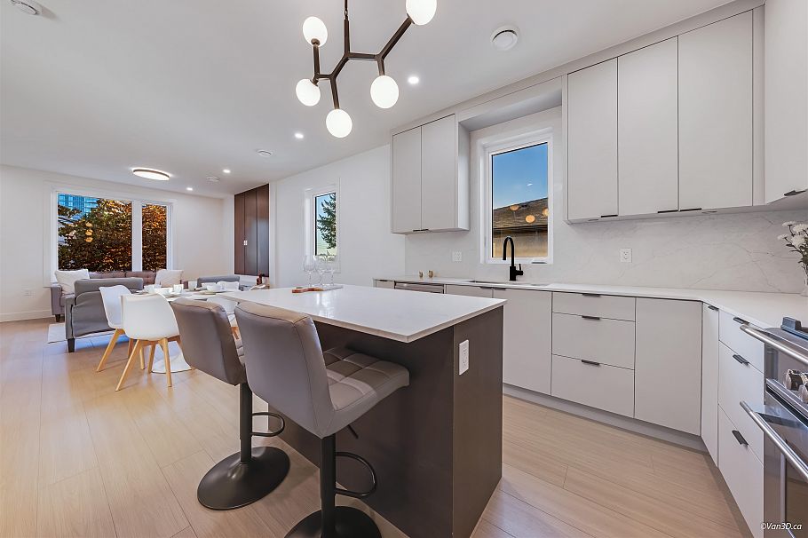 1 4211 Graveley Street Burnaby, BC - 10