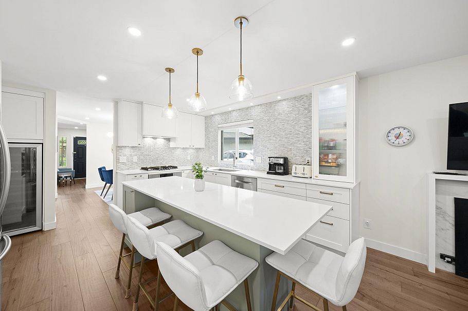 860 Ruckle Court North Vancouver, BC - 11